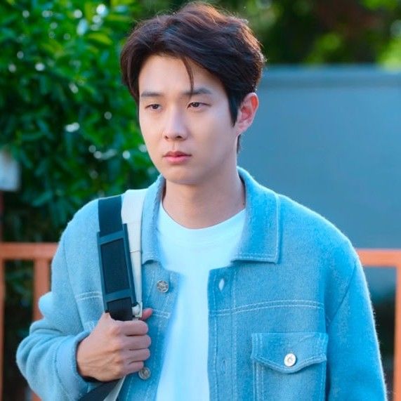 Recent activity shot of Choi Wooshik