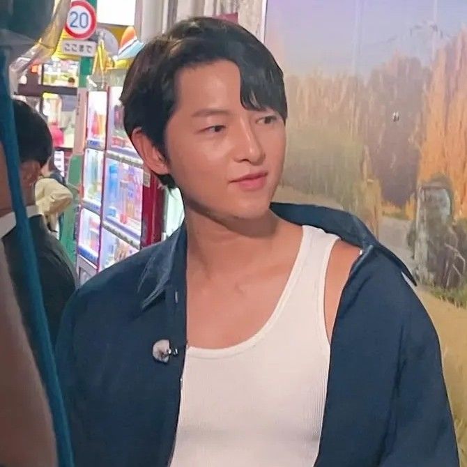 Behind-the-scenes cut of Song Joongki