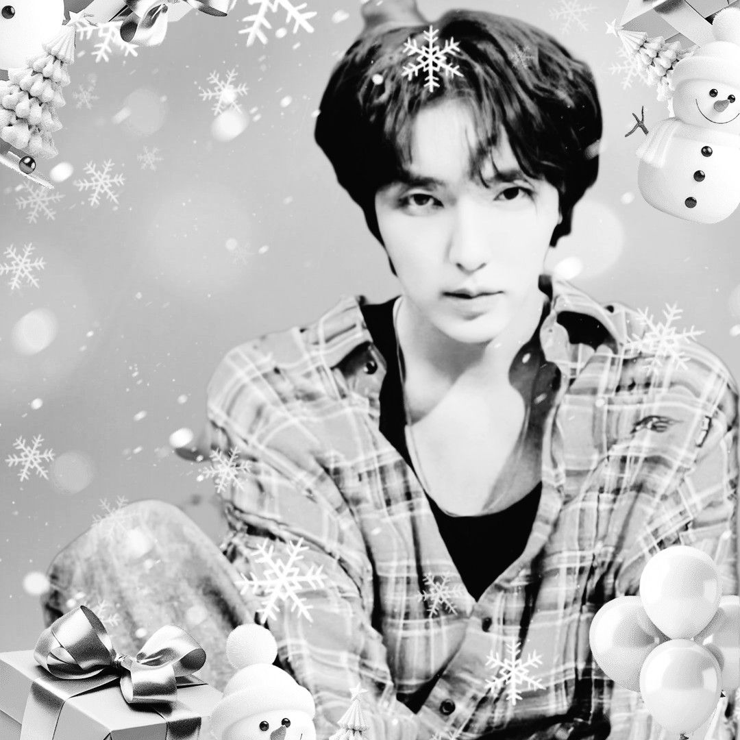 A moment captured by a fan of Lee Joongi