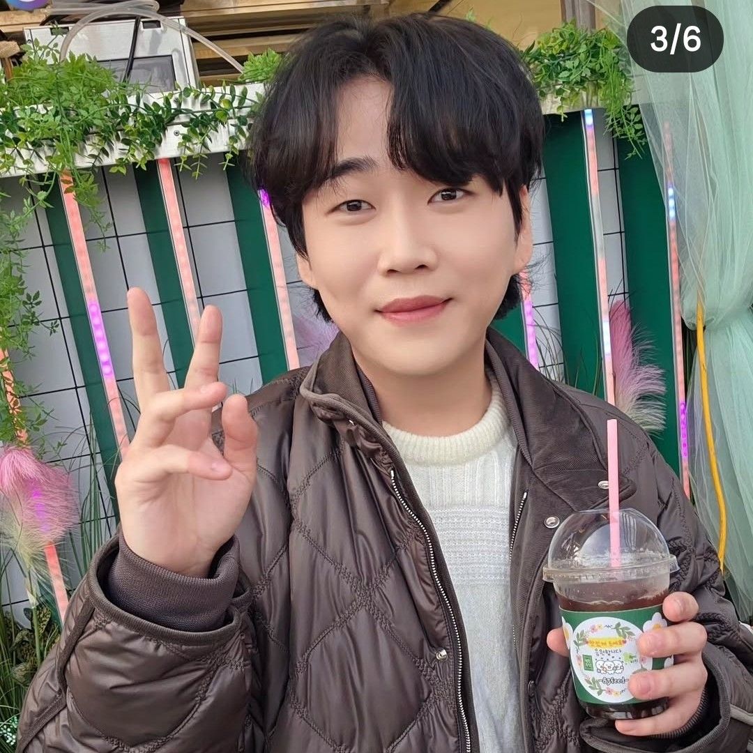 ファン・ヨンウンの最新写真