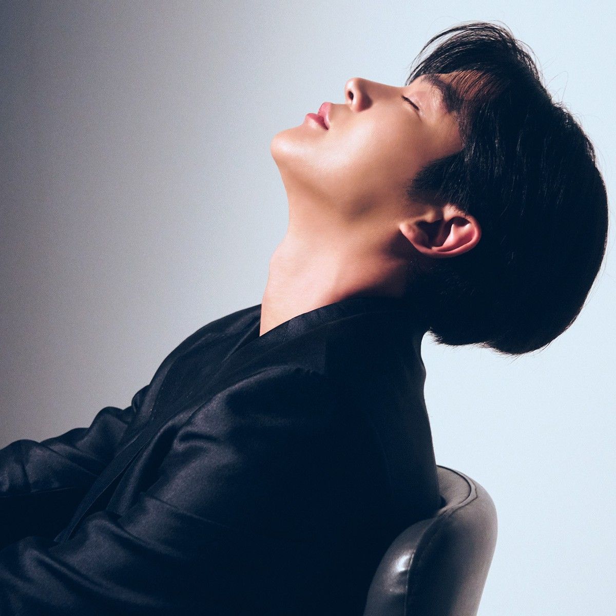 Foto kegiatan terbaru dari Rowoon