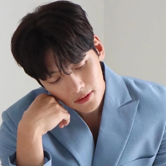 Latest photo of Ji Changwook