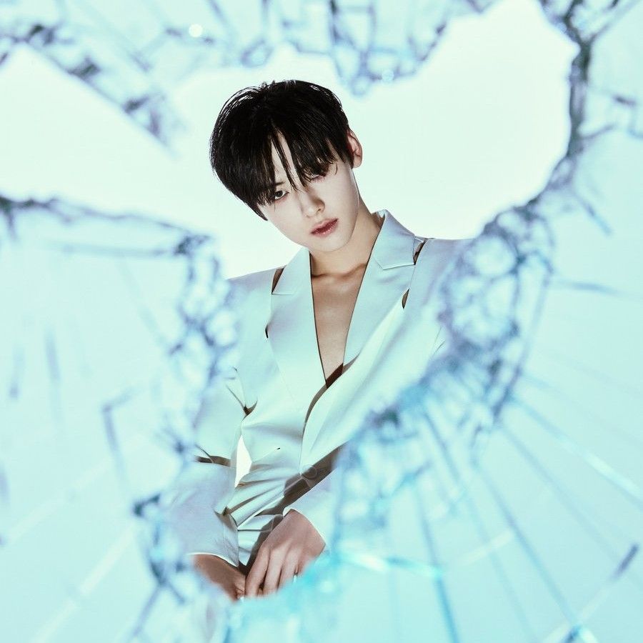 Latest photo of Hwang Minhyun