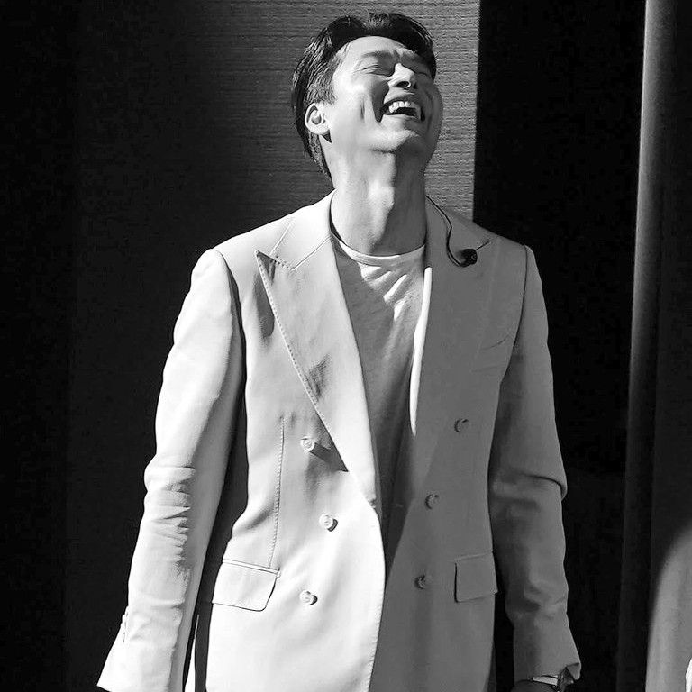 Behind-the-scenes cut of Hyun Bin