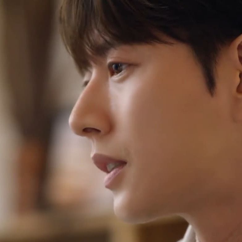 Behind-the-scenes cut of Park Haejin
