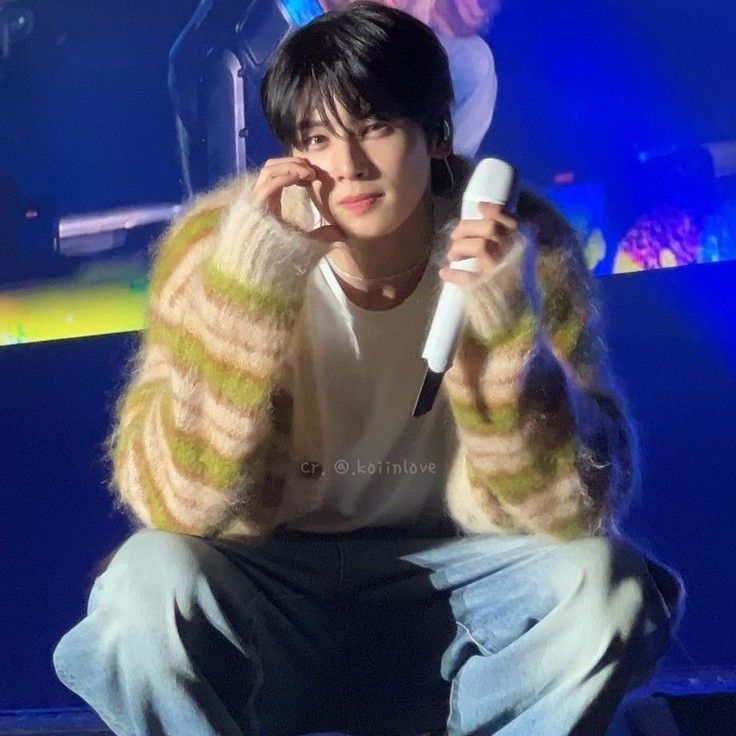 粉丝拍下的车银优瞬间