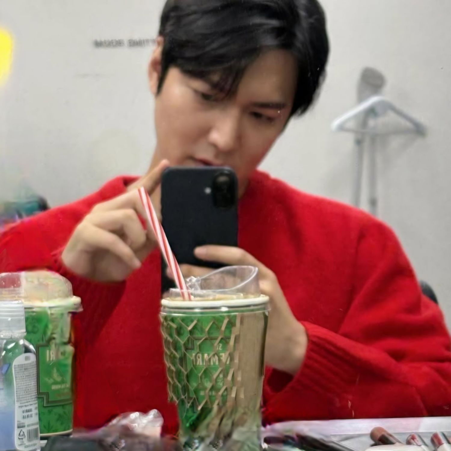 イ・ミンホのビハインドカット