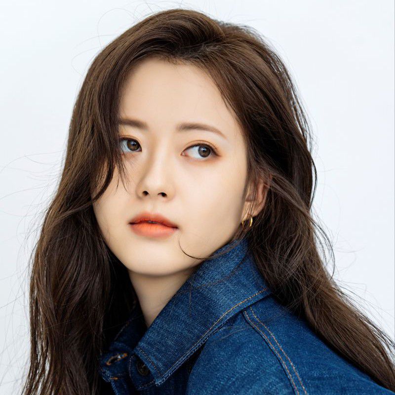 Latest photo of Go Ara