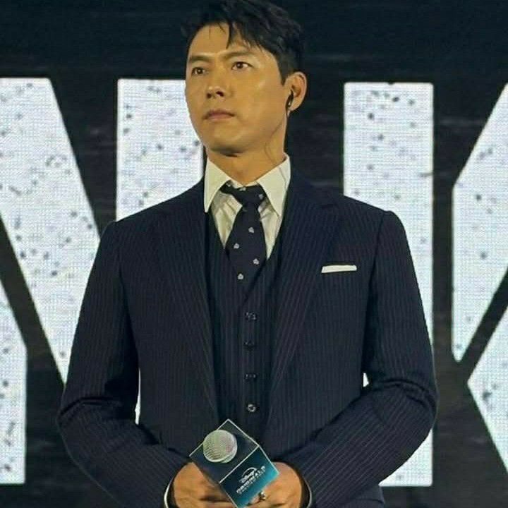 Latest photo of Hyun Bin