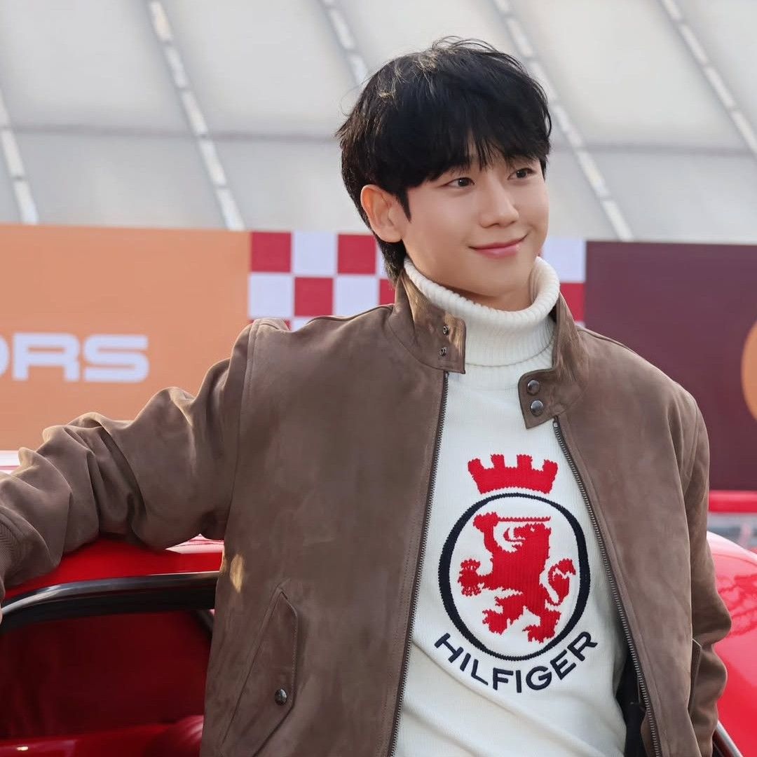 Momen yang diabadikan oleh penggemar Jung Haein