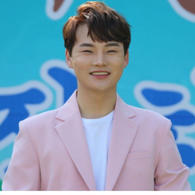 粉丝拍下的朴瑞镇瞬间