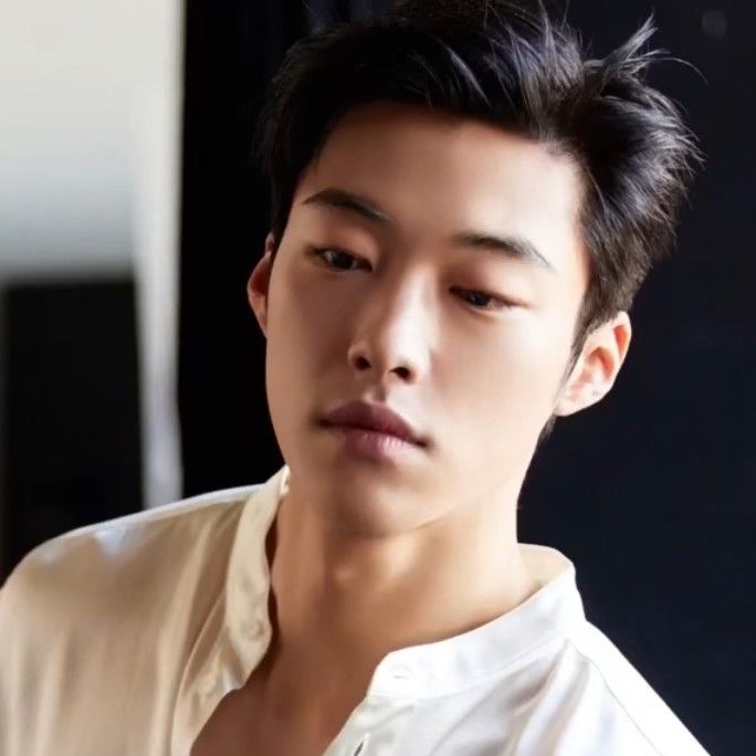 Behind-the-scenes cut of Woo Dohwan