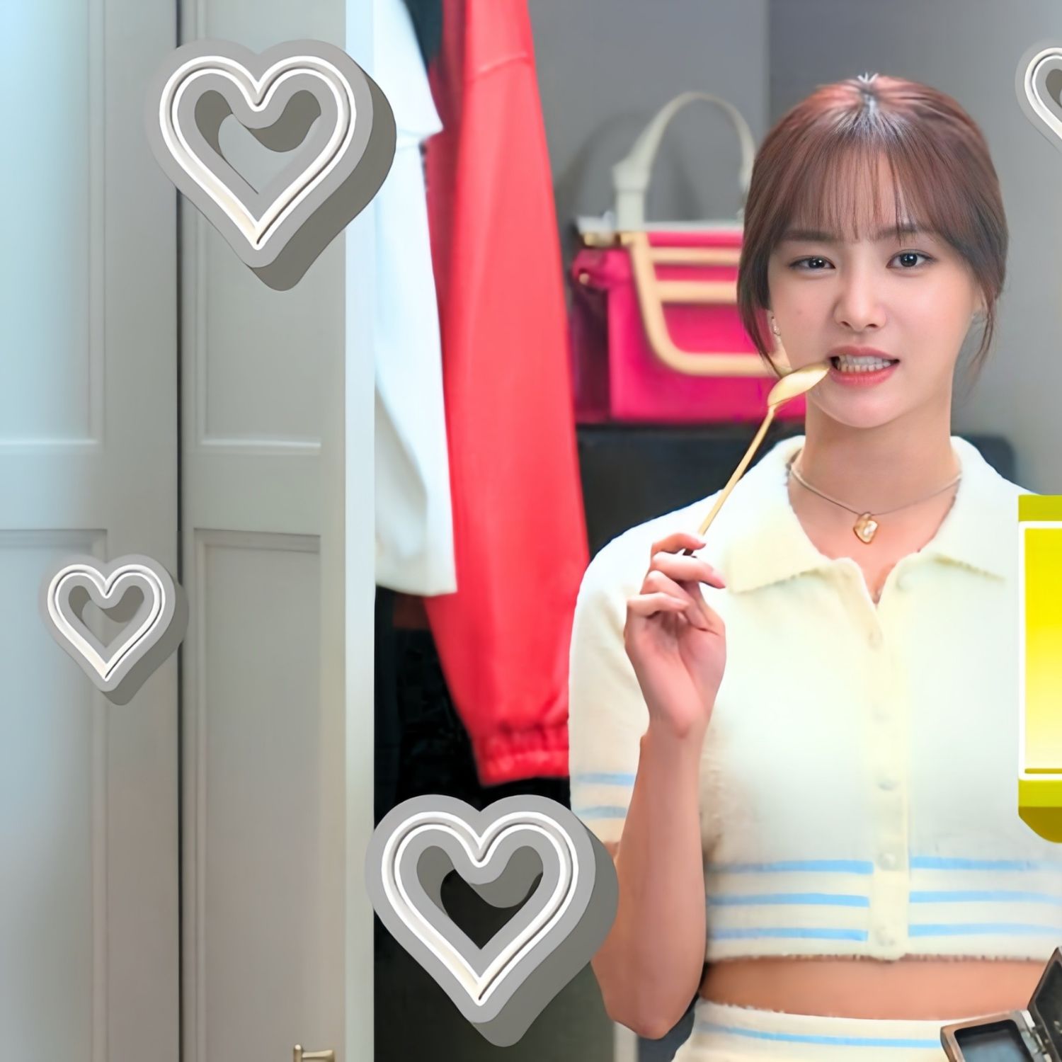 Latest photo of Yeonwoo