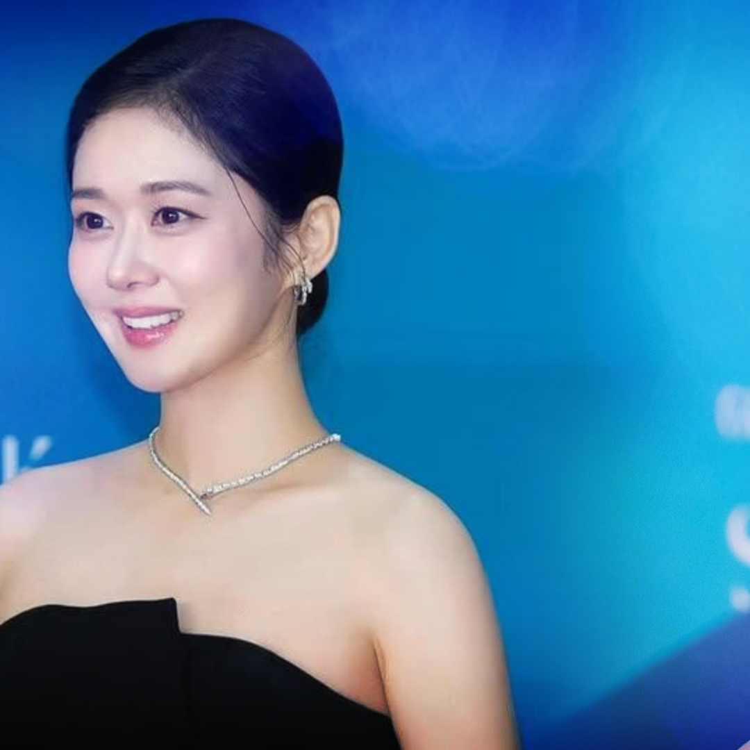 Recent activity shot of Jang Nara