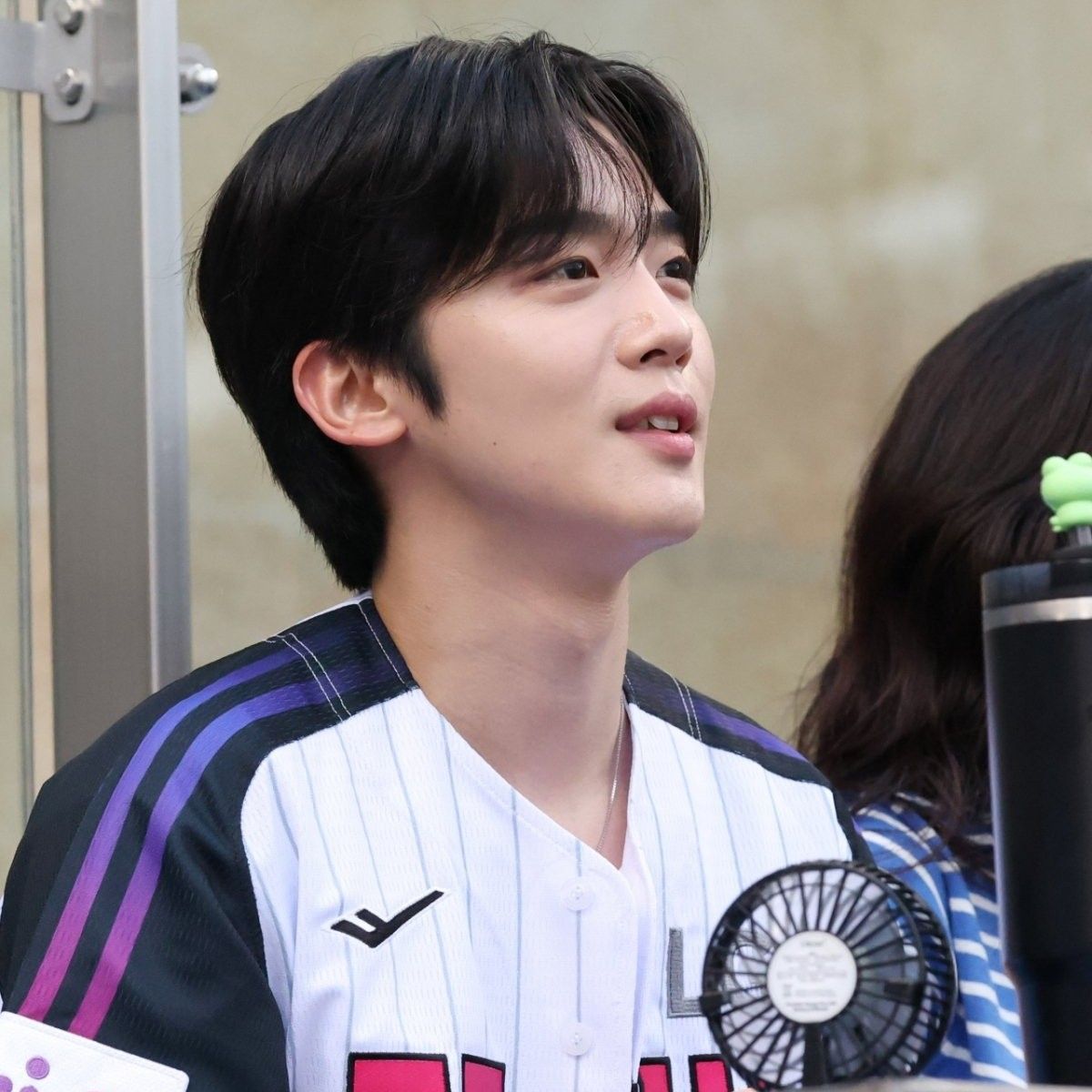 Behind-the-scenes cut of Kim Yohan