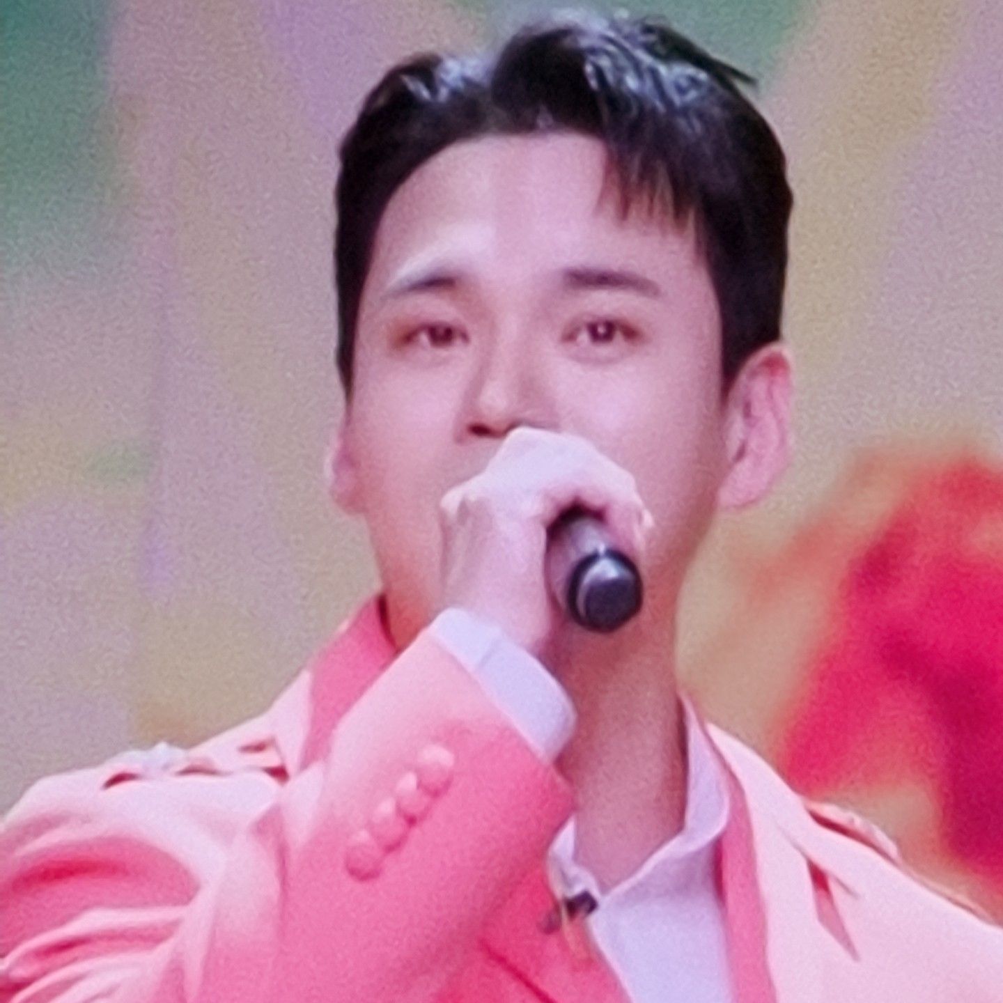 Recent activity shot of Lee Jung