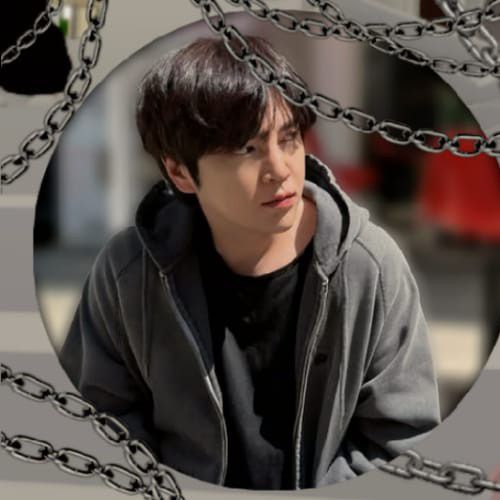 Recent activity shot of Jang Geunsuk