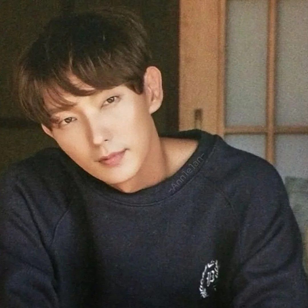 Cuplikan di balik layar dari Lee Joongi