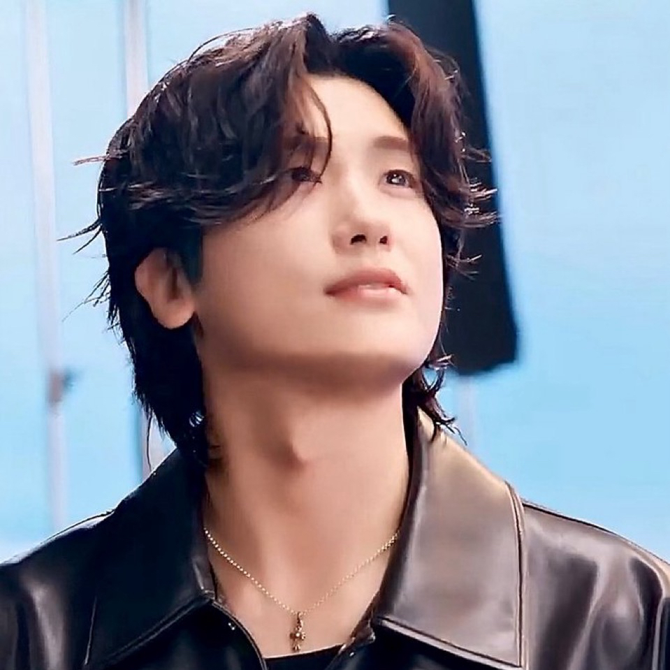 Latest photo of Park Hyungsik