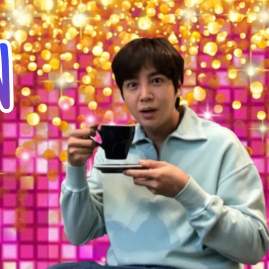 Recent activity shot of Jang Geunsuk