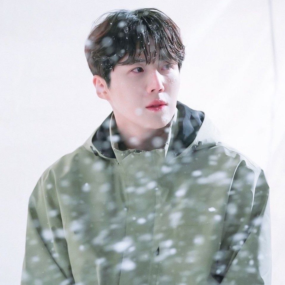 Recent activity shot of Kim Seonho