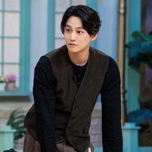 Recent activity shot of Kim Bum