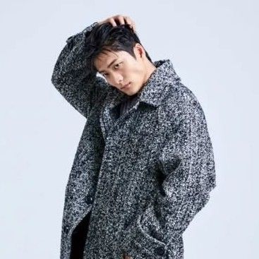 Behind-the-scenes cut of Kang Taeoh