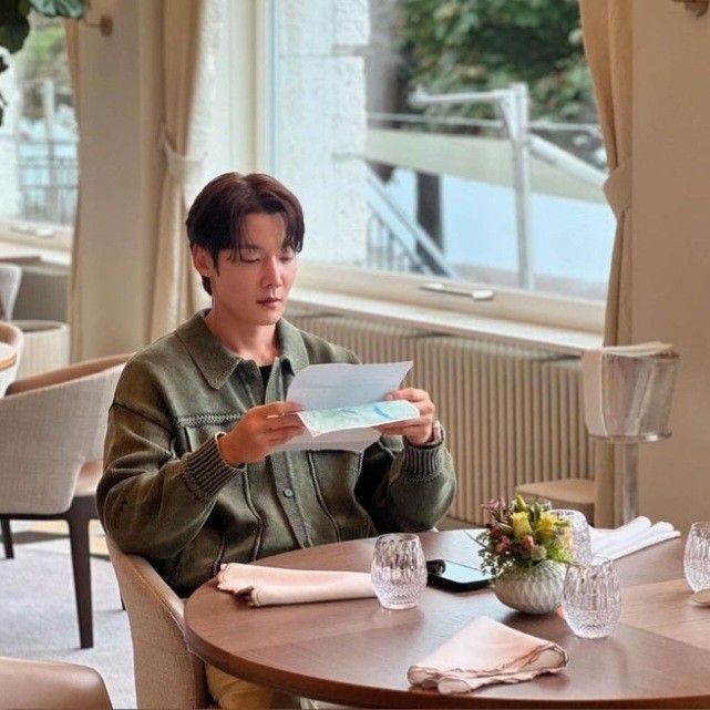 Latest photo of Choi Jinhyuk