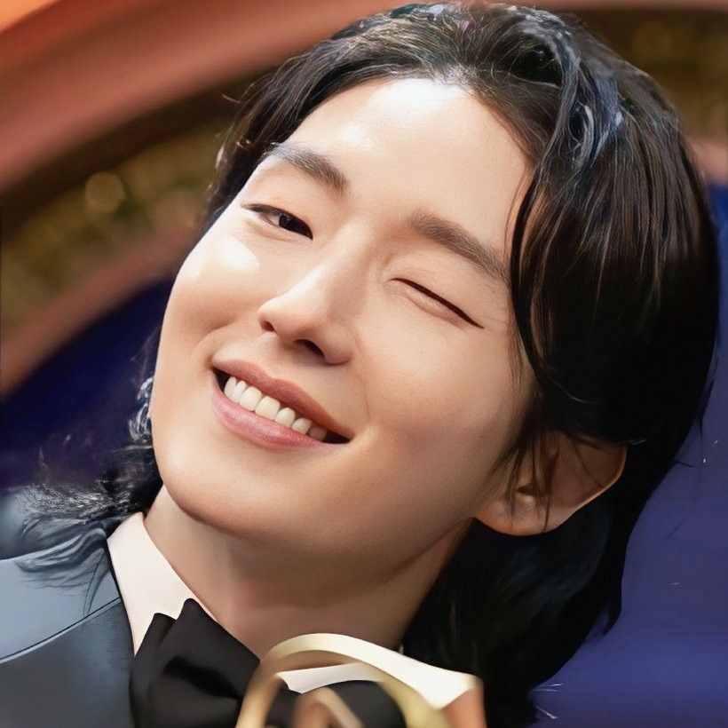 Latest photo of Lee Joongi