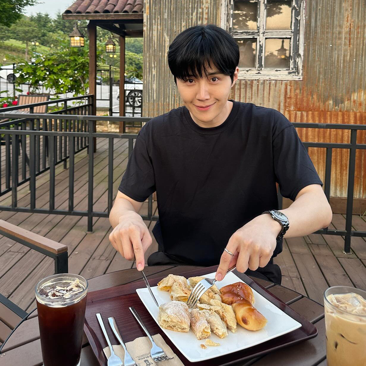 A moment captured by a fan of Kim Seonho