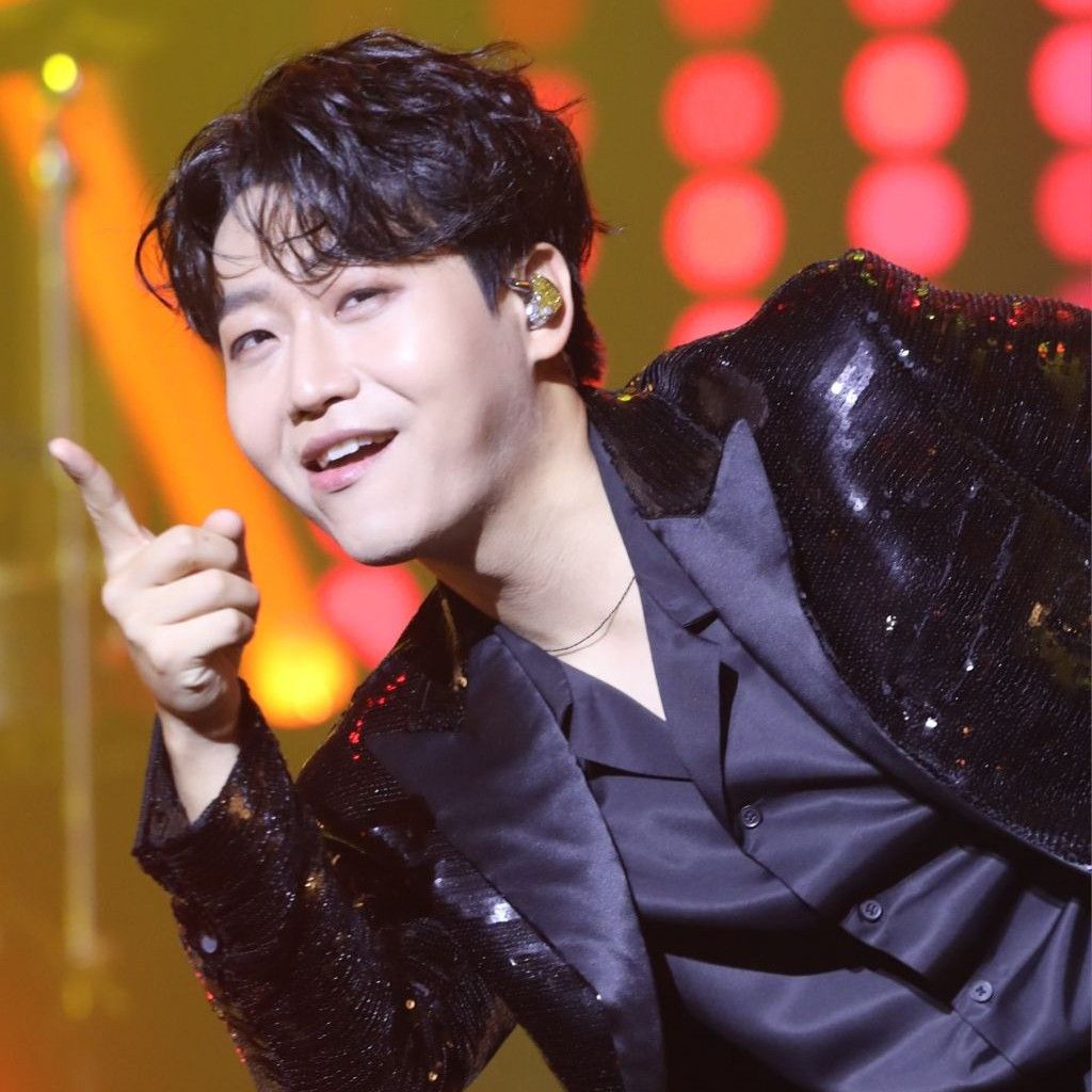 A moment captured by a fan of Min Soohyun