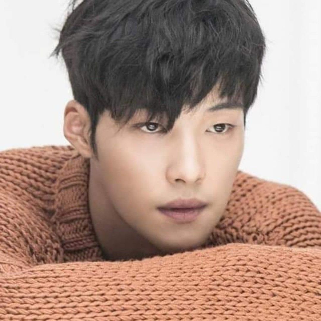 Recent activity shot of Woo Dohwan