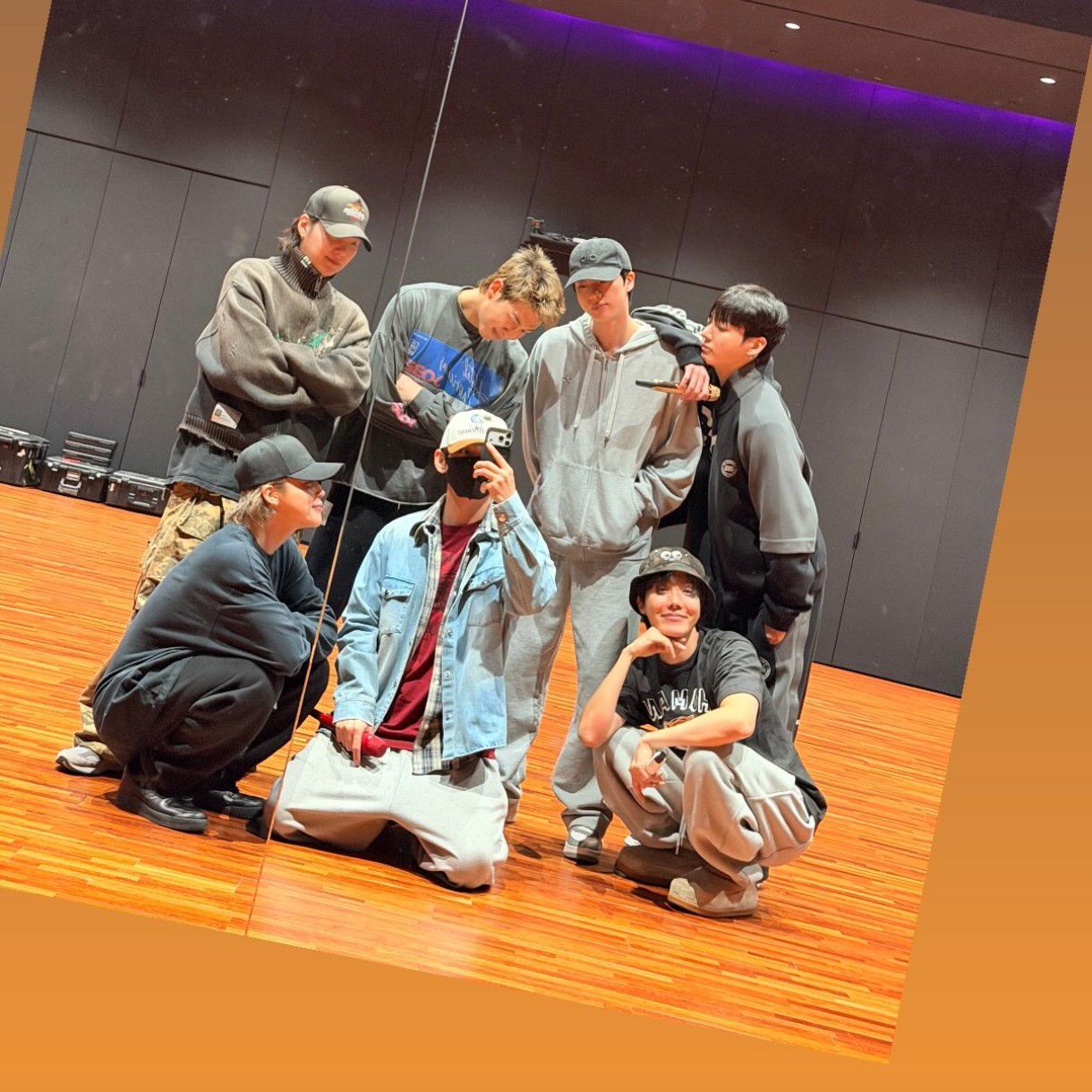 A moment captured by a fan of Kim Taehyung (V)