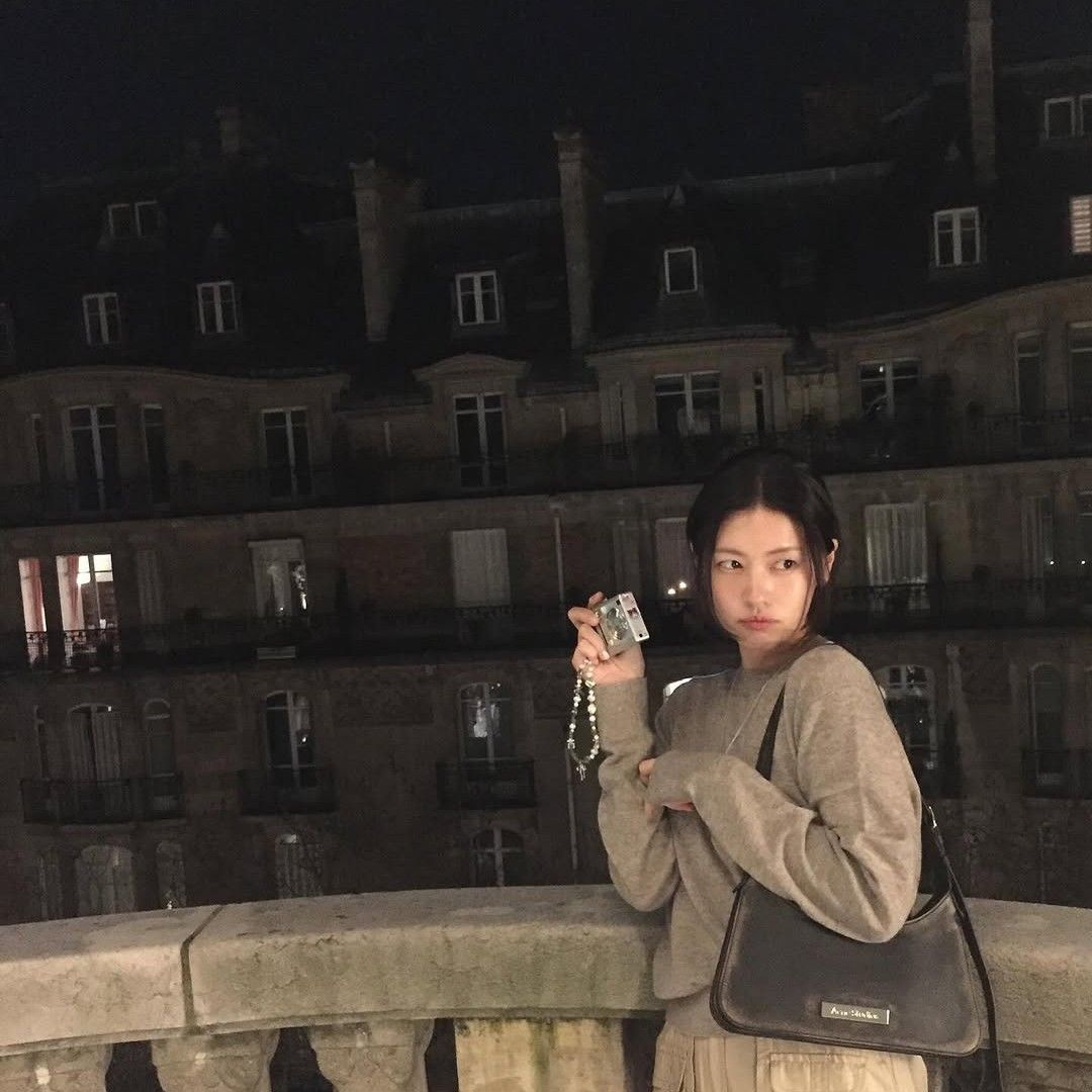 Behind-the-scenes cut of Jung Somin