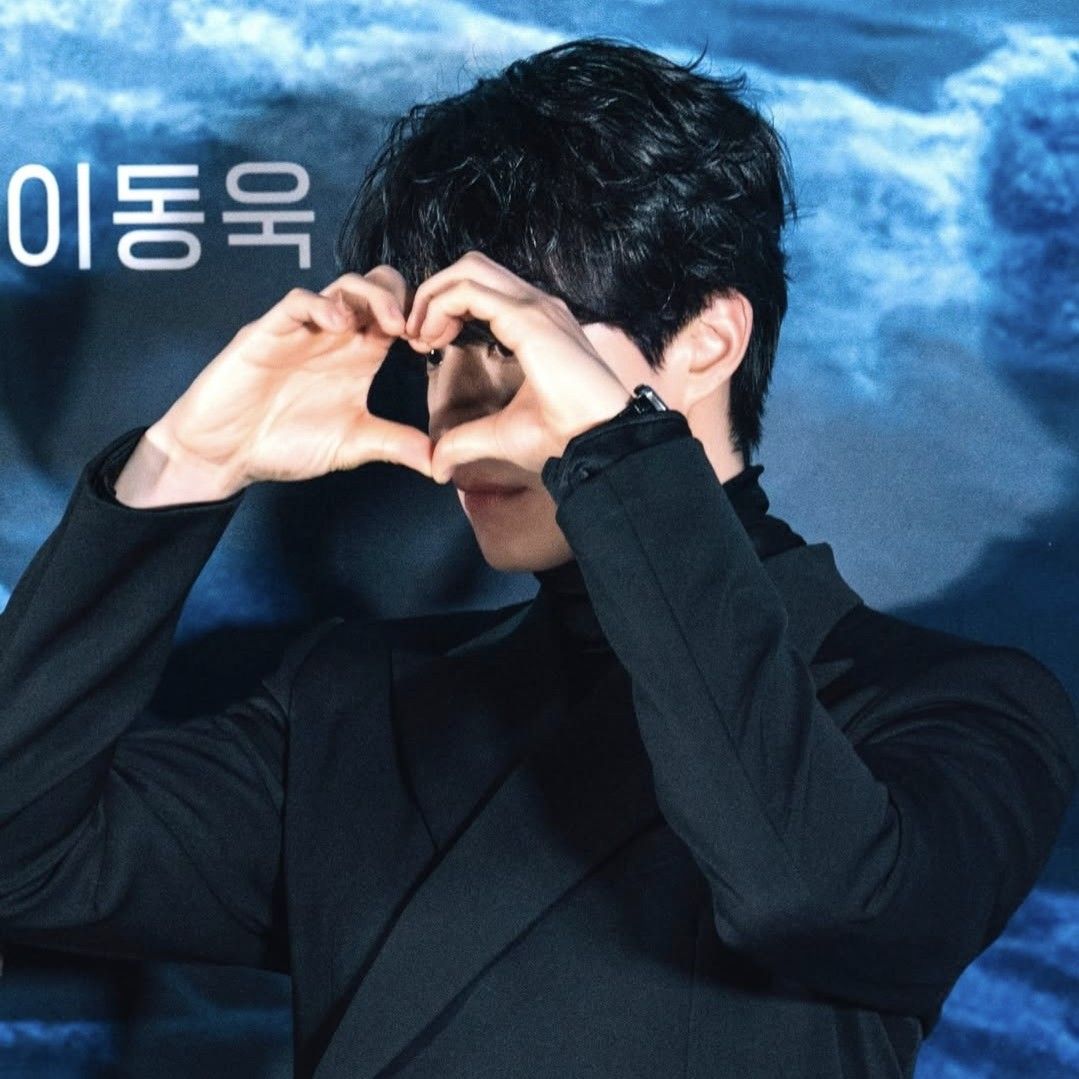 Latest photo of Lee Dongwook