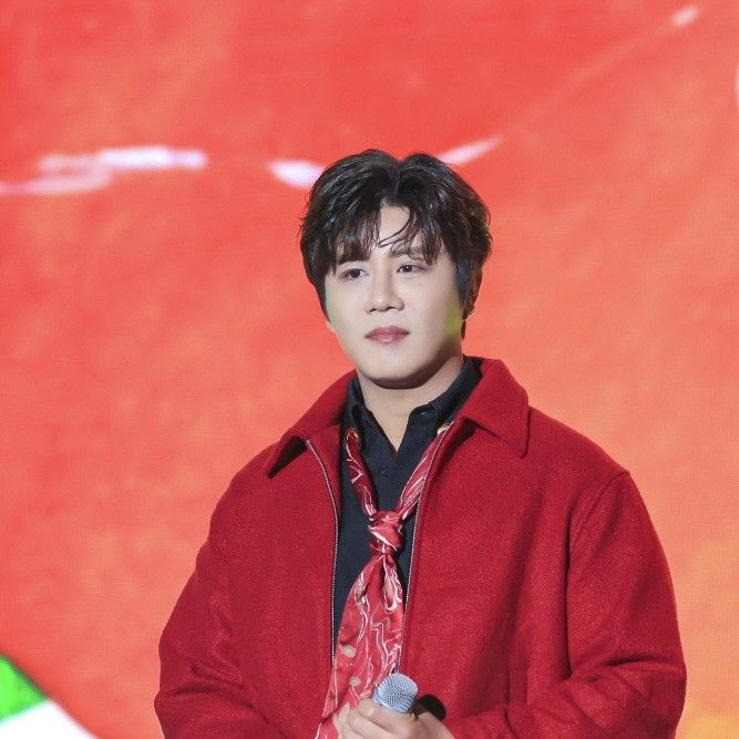 Behind-the-scenes cut of Jin Haesung