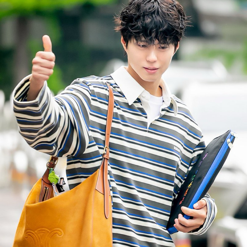 Behind-the-scenes cut of Park Bogum