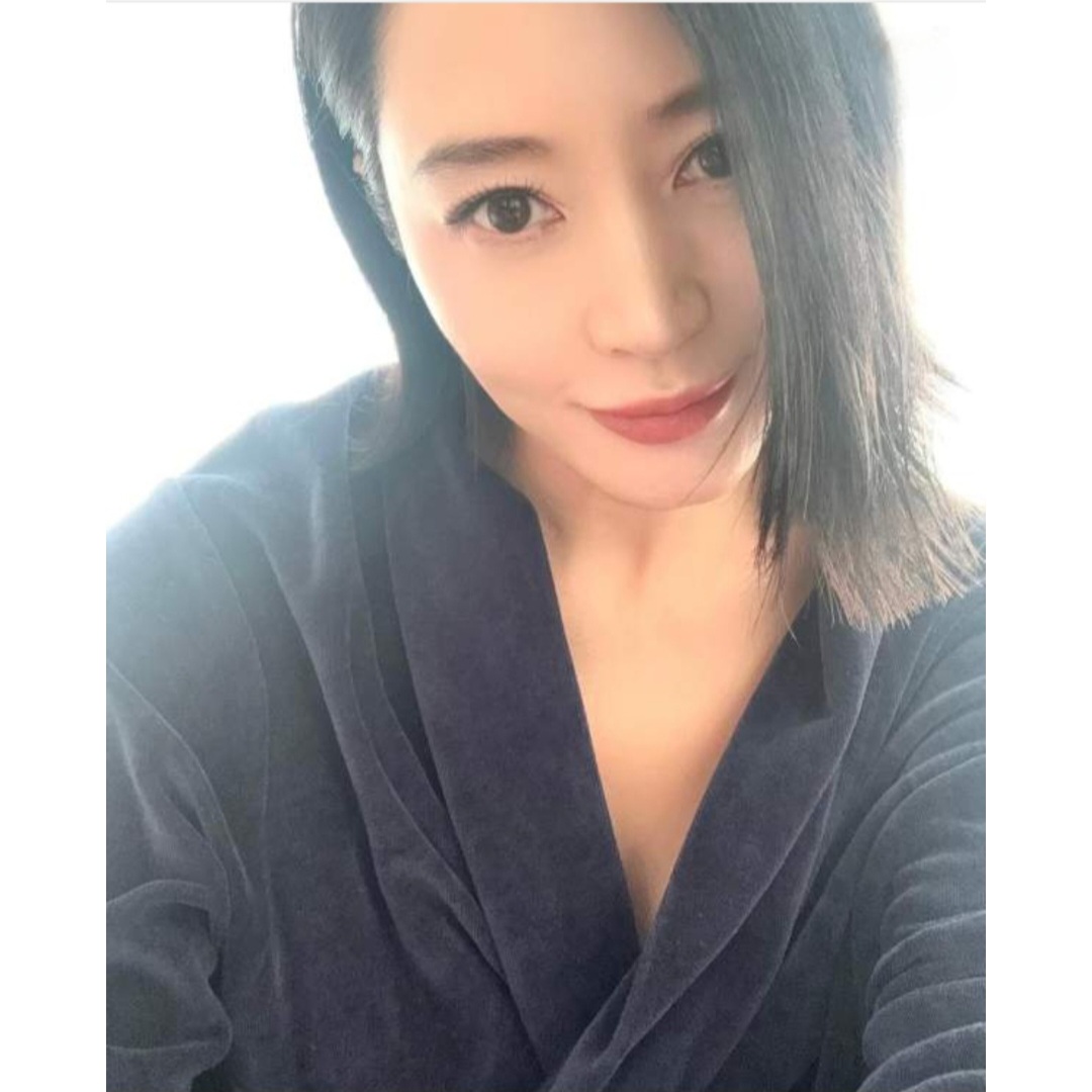 Latest photo of Kim Hyesoo