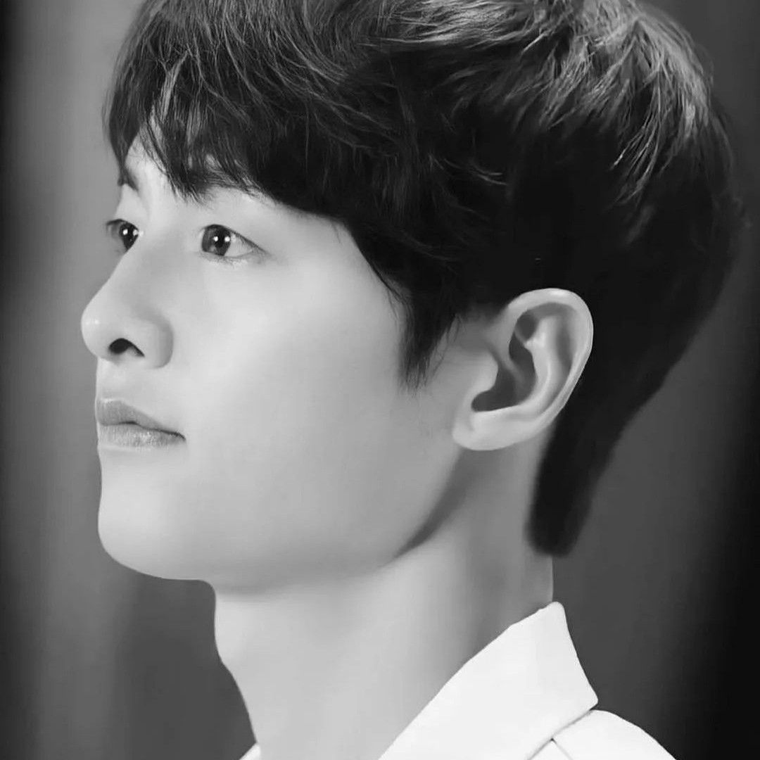Behind-the-scenes cut of Song Joongki