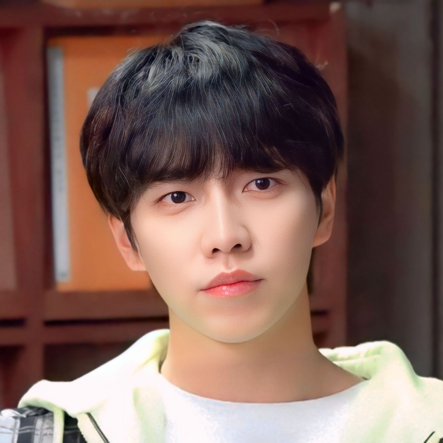 Foto terbaru dari Lee Seunggi