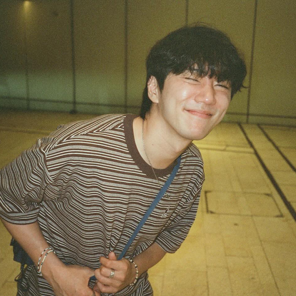 Recent activity shot of Lee Junyoung
