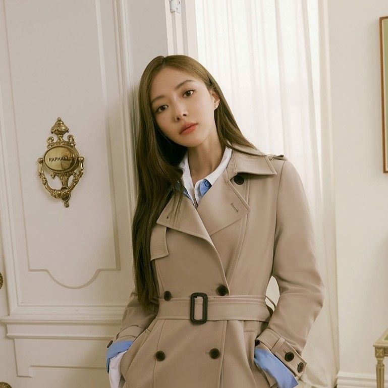 Recent activity shot of Lee Seyoung