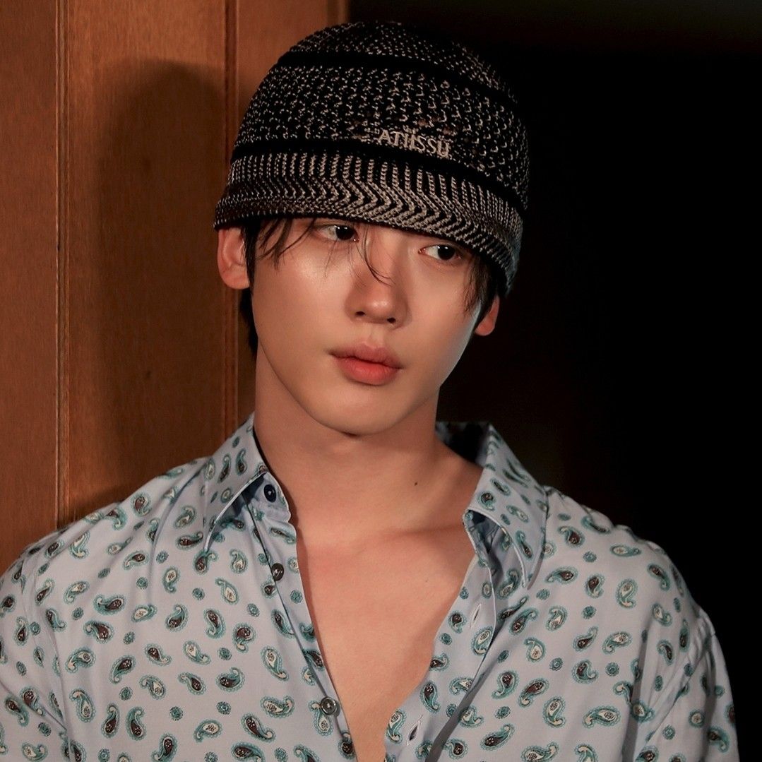 Behind-the-scenes cut of Kim Yohan