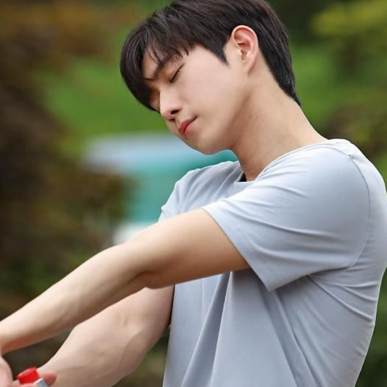 Recent activity shot of Kim Youngdae