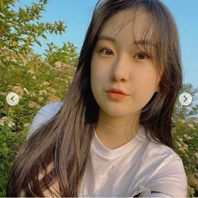 Momen yang diabadikan oleh penggemar Jeon Yujin