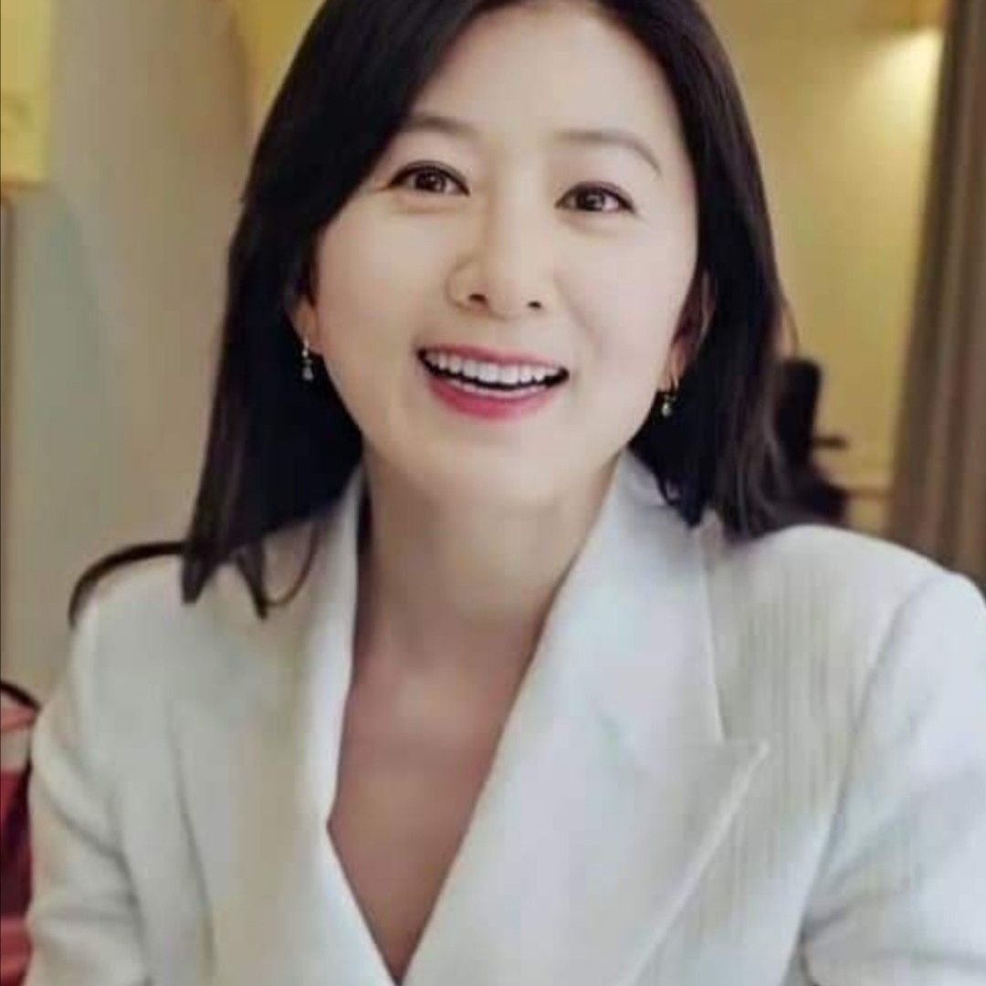 Latest photo of Kim Heeae