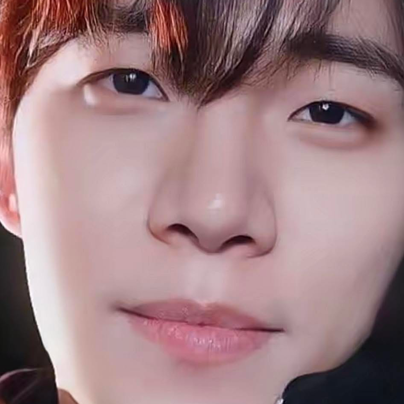 イ・ジュノのビハインドカット