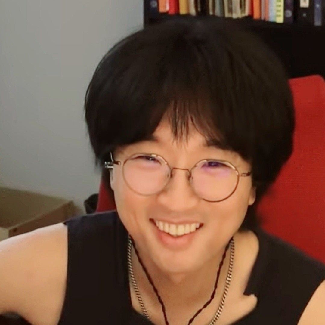 Behind-the-scenes cut of Bak Changgeun