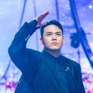 Lee Jung的最新照片