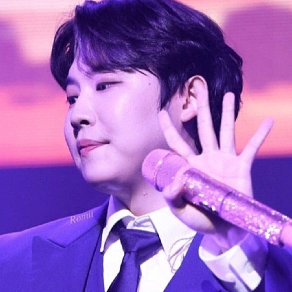 Latest photo of Jinuk